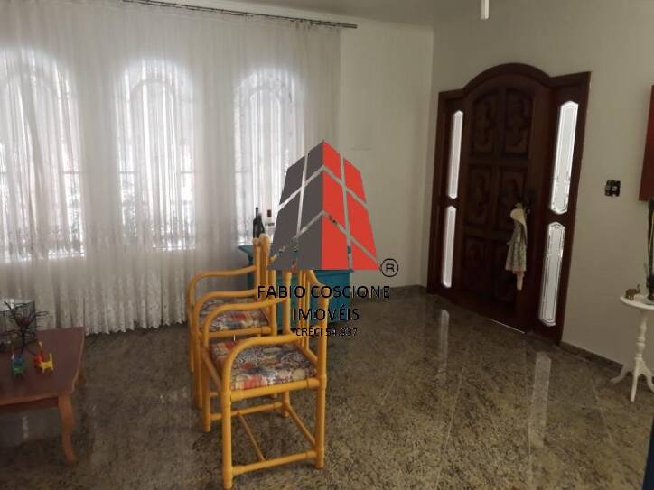 Sobrado à venda com 3 quartos, 200m² - Foto 3