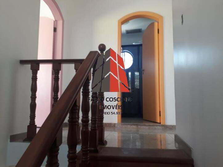 Sobrado à venda com 3 quartos, 200m² - Foto 17