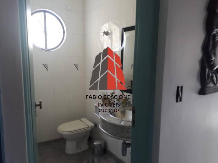 Sobrado à venda com 3 quartos, 200m² - Foto 18