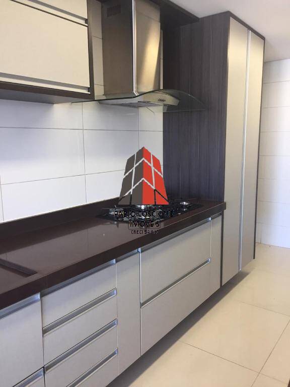 Apartamento à venda com 3 quartos, 137m² - Foto 10