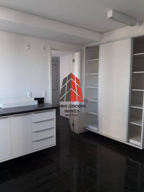 Apartamento à venda com 3 quartos, 180m² - Foto 9