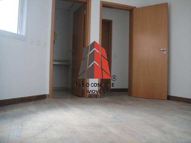 Apartamento à venda com 3 quartos, 200m² - Foto 6