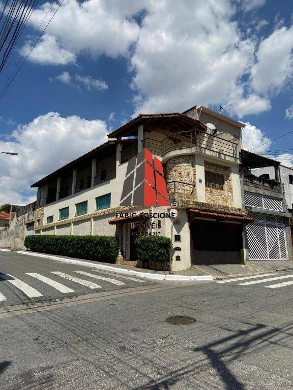 Sobrado à venda com 5 quartos, 250m² - Foto 4