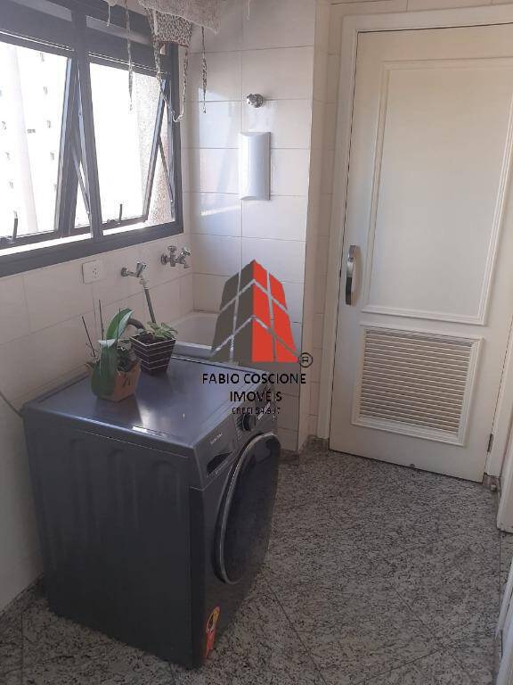 Apartamento à venda com 3 quartos, 190m² - Foto 10