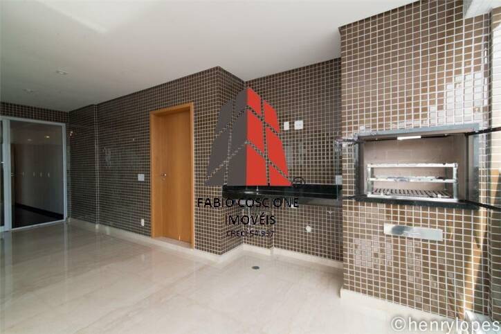 Apartamento à venda com 3 quartos, 218m² - Foto 1