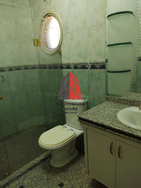 Sobrado à venda com 3 quartos, 306m² - Foto 2