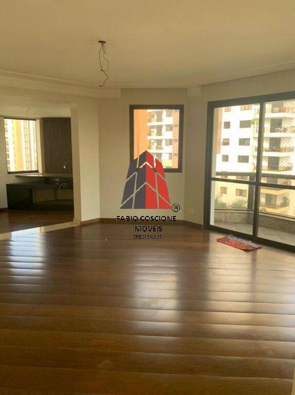 Apartamento à venda com 3 quartos, 181m² - Foto 1