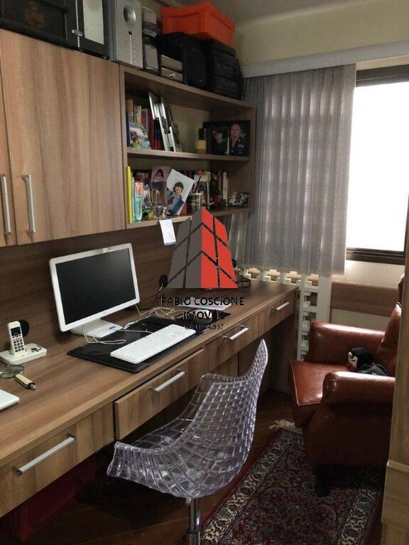 Apartamento à venda com 4 quartos, 189m² - Foto 20