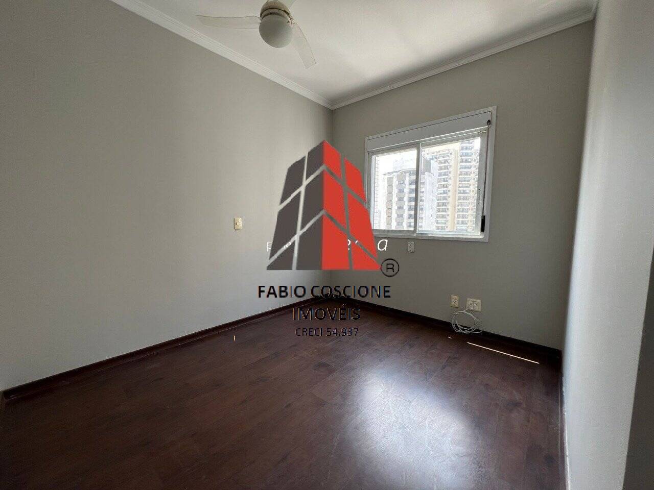 Apartamento à venda com 3 quartos, 131m² - Foto 11