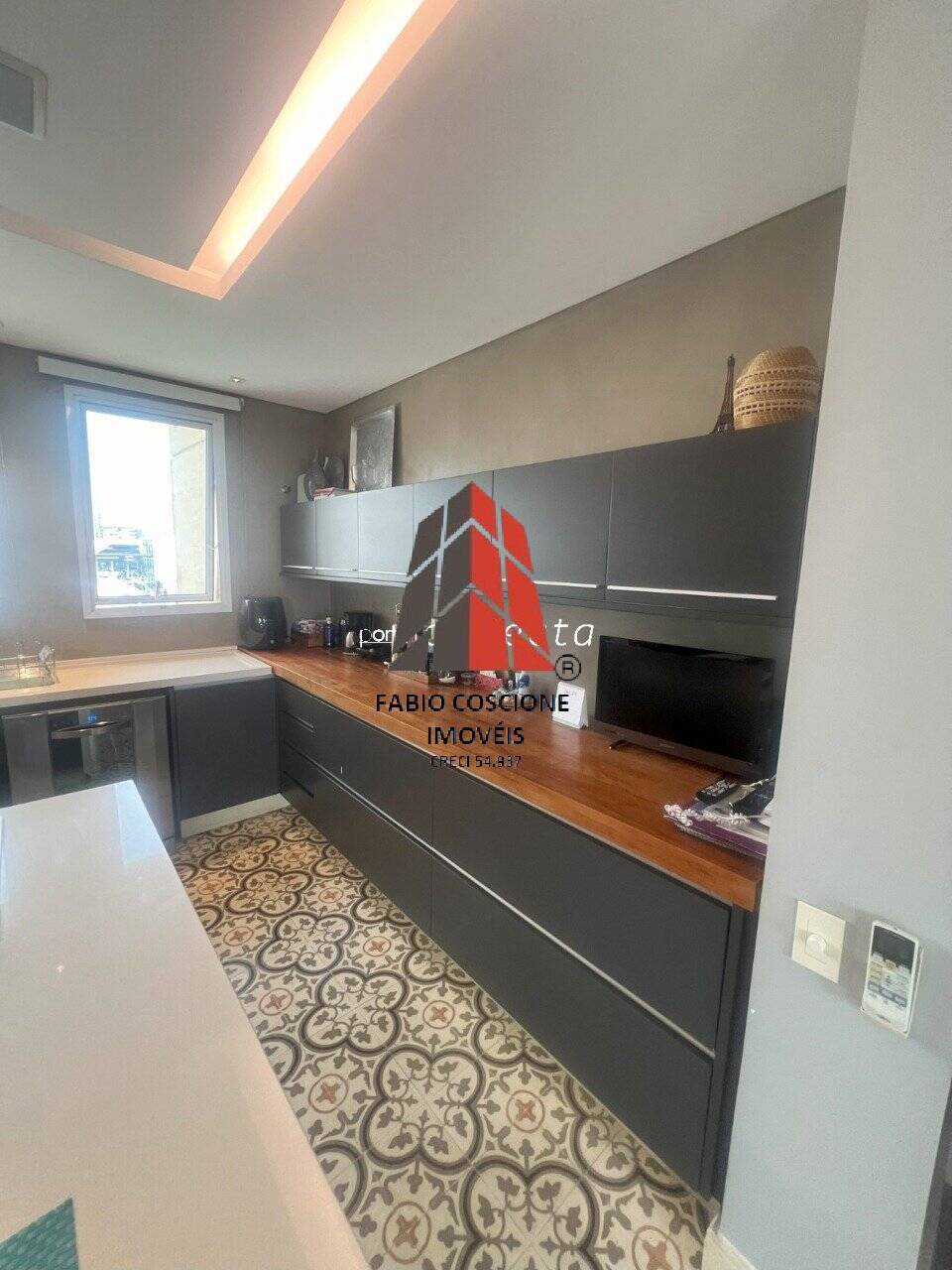 Apartamento à venda com 3 quartos, 144m² - Foto 19