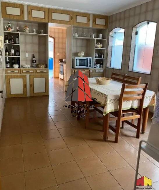 Casa à venda com 3 quartos, 182m² - Foto 15