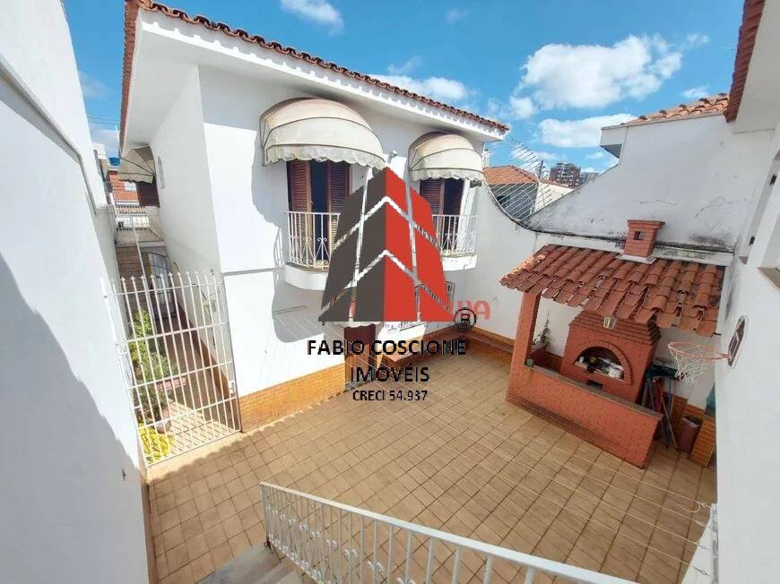 Casa à venda com 4 quartos, 210m² - Foto 26