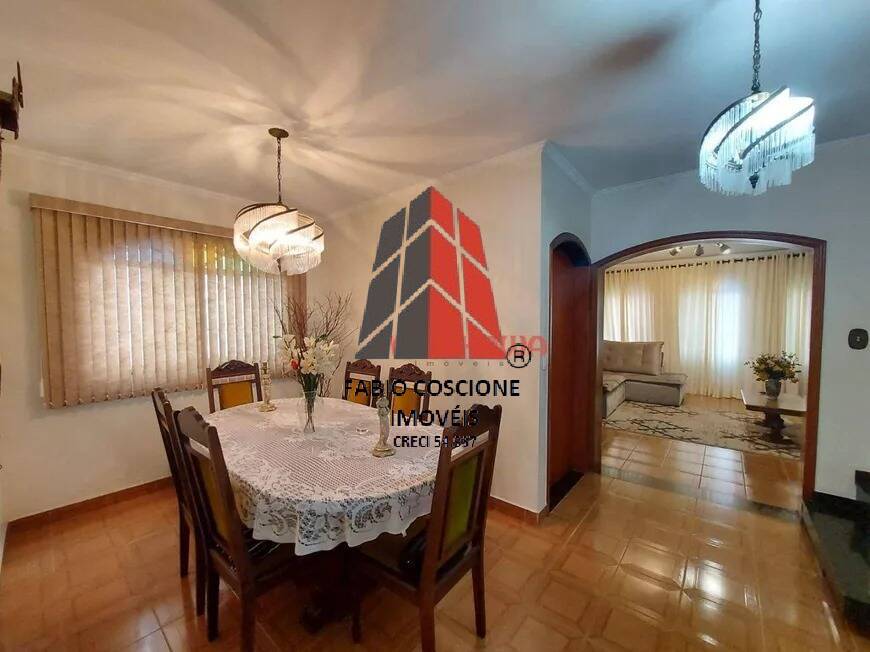 Casa à venda com 4 quartos, 210m² - Foto 35