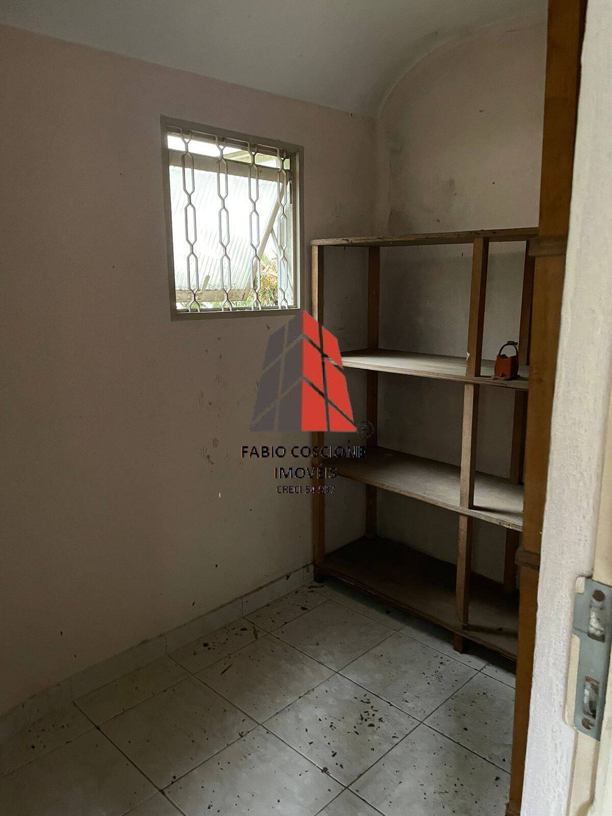 Casa para alugar com 3 quartos, 400m² - Foto 15