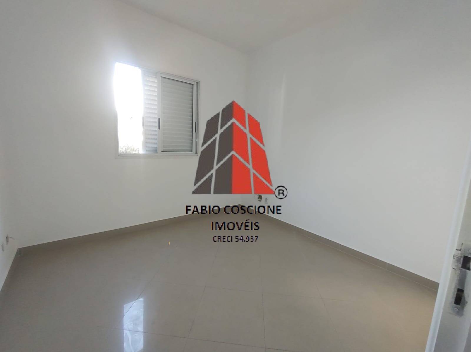 Casa à venda com 3 quartos, 150m² - Foto 4