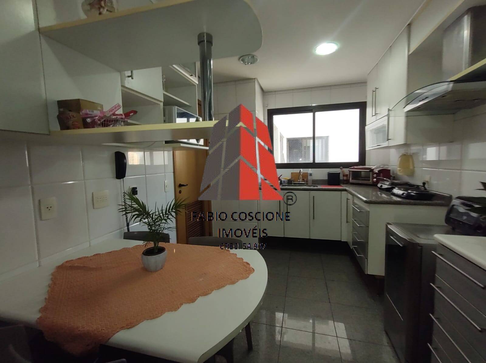 Apartamento à venda com 3 quartos, 133m² - Foto 8