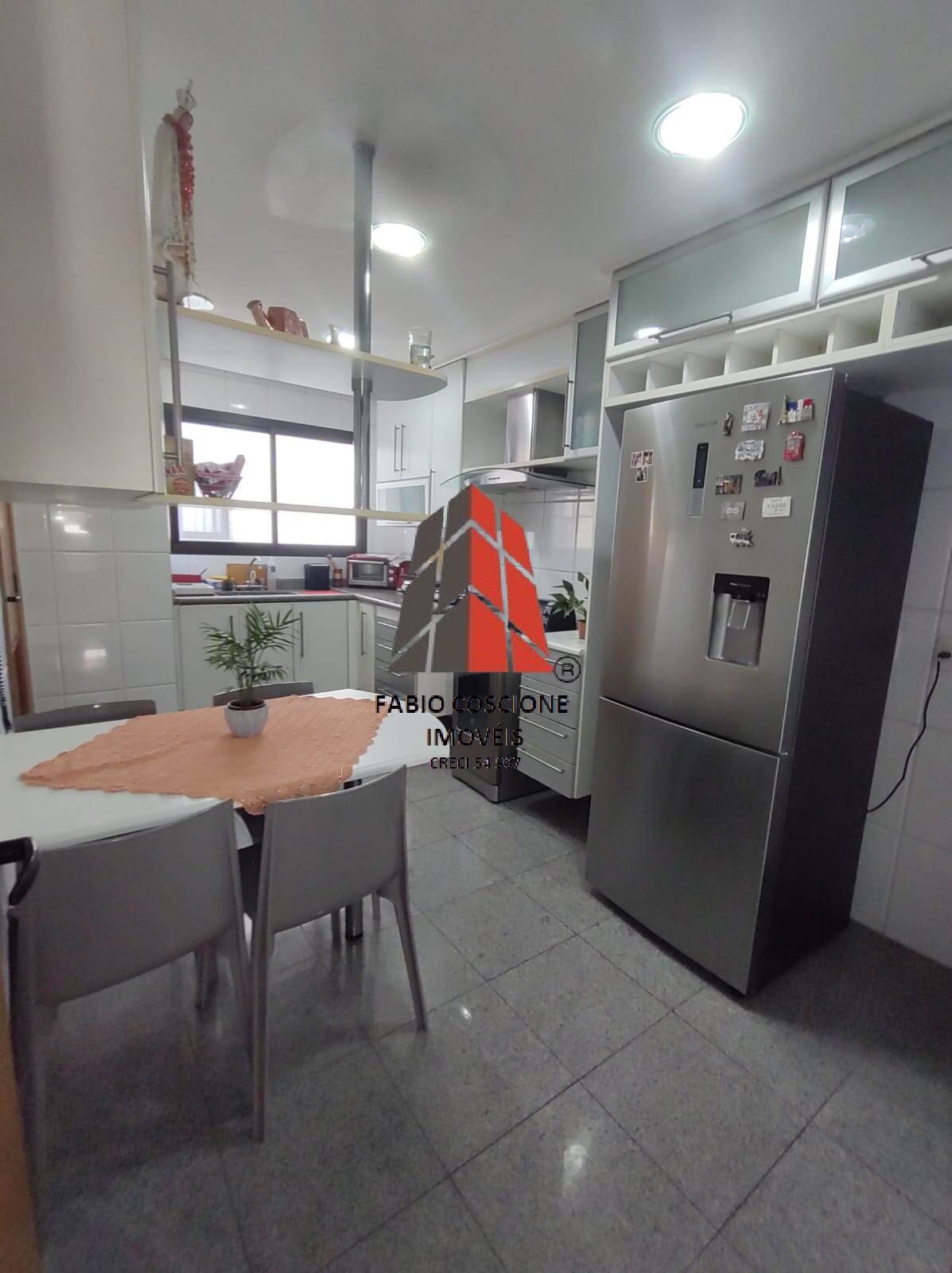 Apartamento à venda com 3 quartos, 133m² - Foto 10