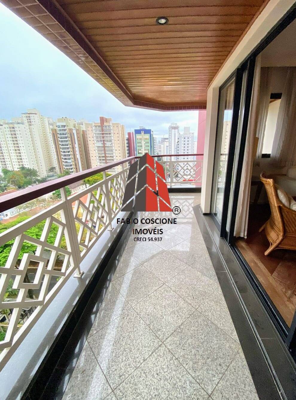 Apartamento à venda com 2 quartos, 125m² - Foto 1