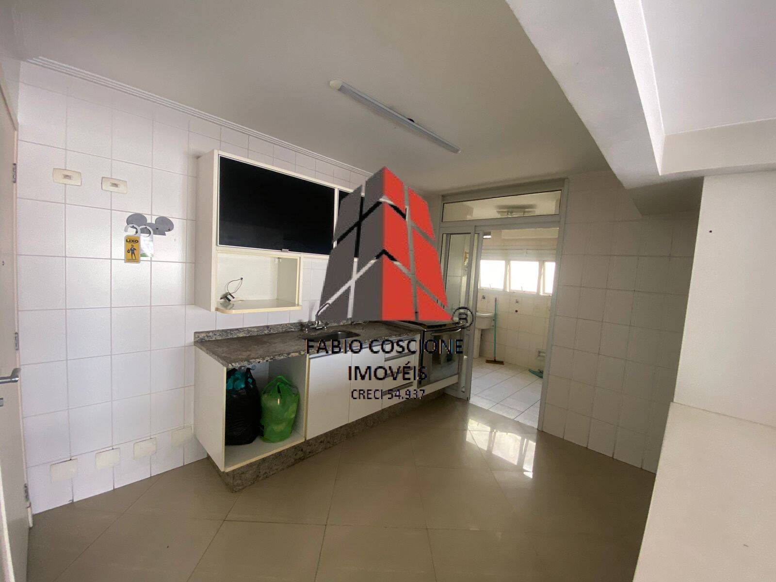 Apartamento à venda com 3 quartos, 121m² - Foto 9