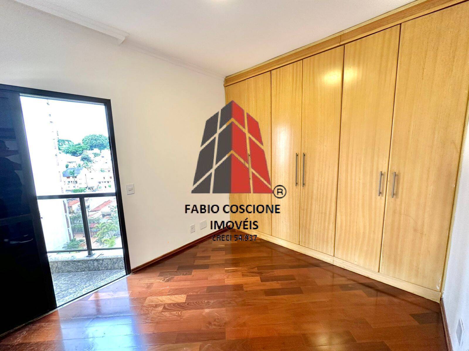 Apartamento à venda com 3 quartos, 123m² - Foto 9