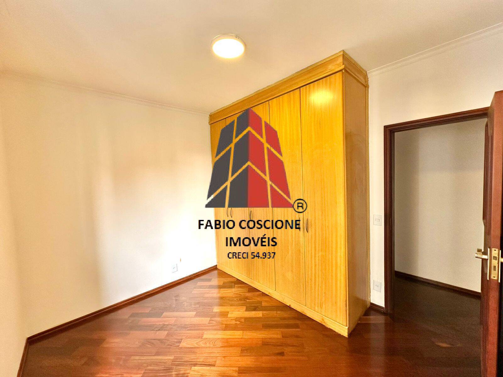 Apartamento à venda com 3 quartos, 123m² - Foto 10