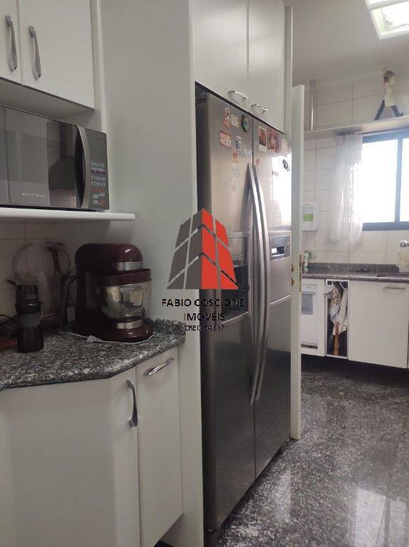 Apartamento à venda com 3 quartos, 137m² - Foto 14