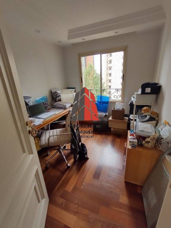 Apartamento à venda com 4 quartos, 334m² - Foto 10