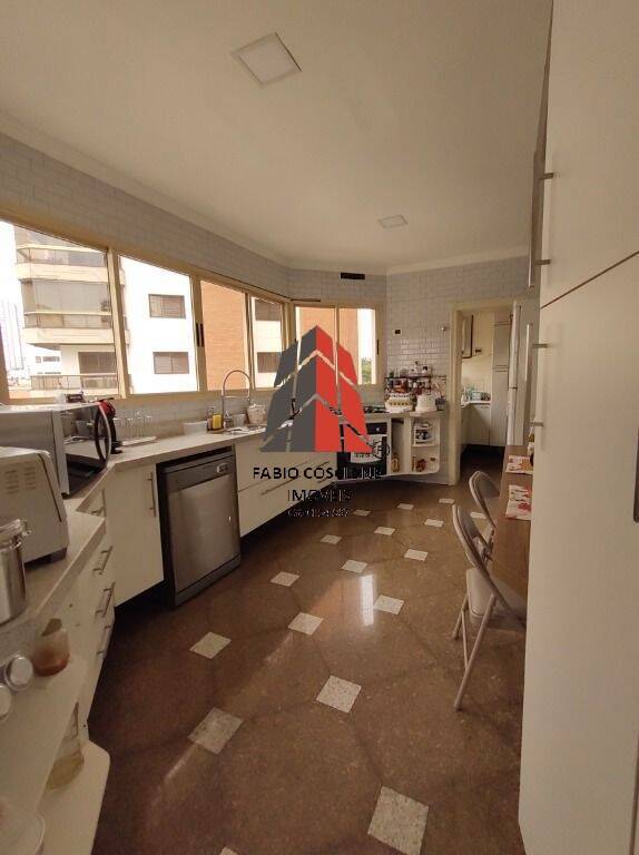 Apartamento à venda com 4 quartos, 334m² - Foto 47