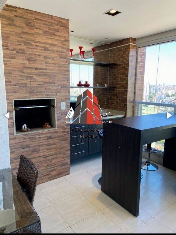 Apartamento à venda com 4 quartos, 157m² - Foto 1