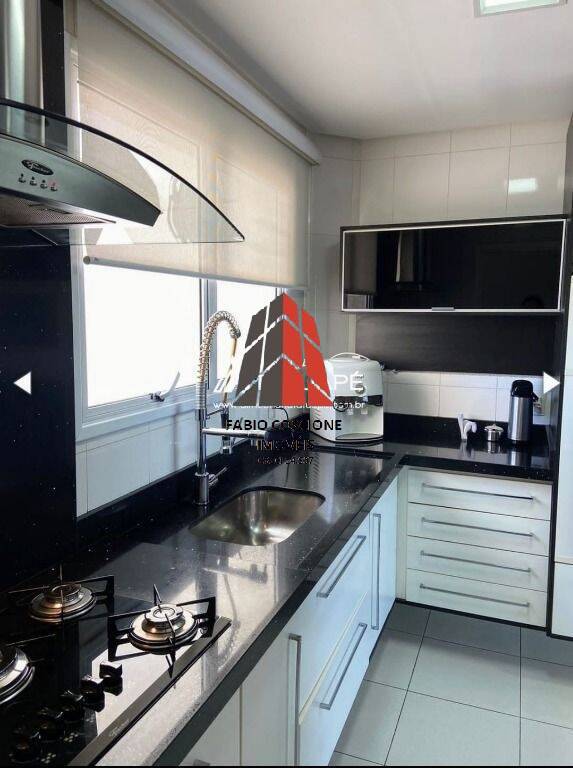 Apartamento à venda com 4 quartos, 157m² - Foto 17