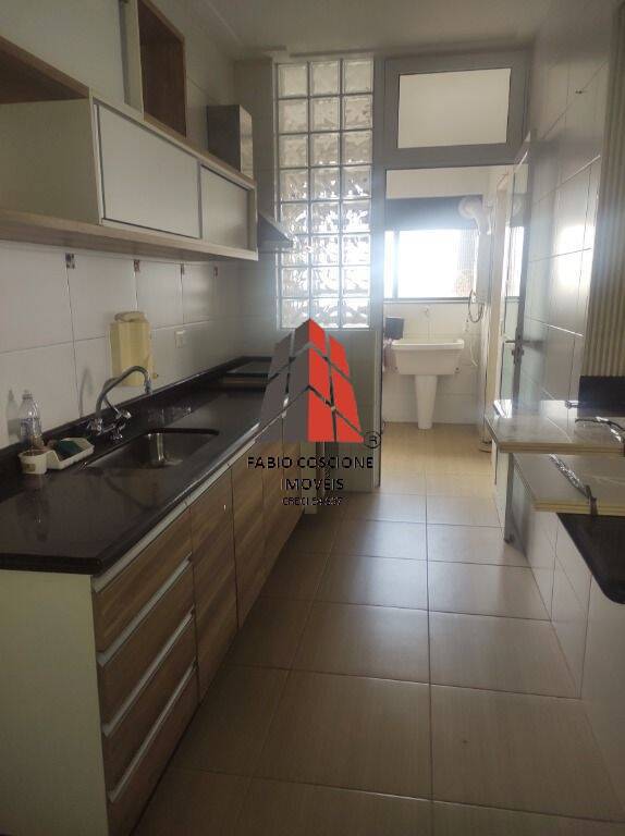 Apartamento à venda com 3 quartos, 84m² - Foto 2