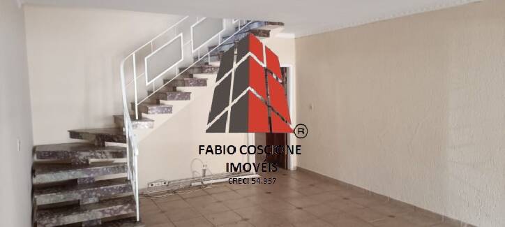 Sobrado à venda com 3 quartos, 150m² - Foto 2