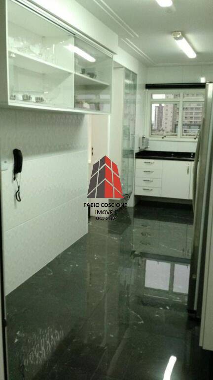 Apartamento à venda com 3 quartos, 182m² - Foto 3