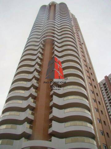 Apartamento à venda com 4 quartos, 200m² - Foto 4