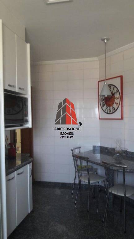 Apartamento à venda com 3 quartos, 137m² - Foto 19